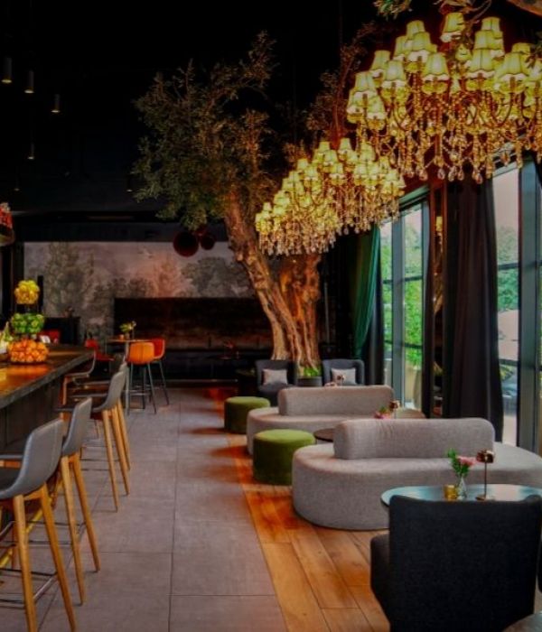 Vetro Builders Space Design-Santé-Lounge-Interior